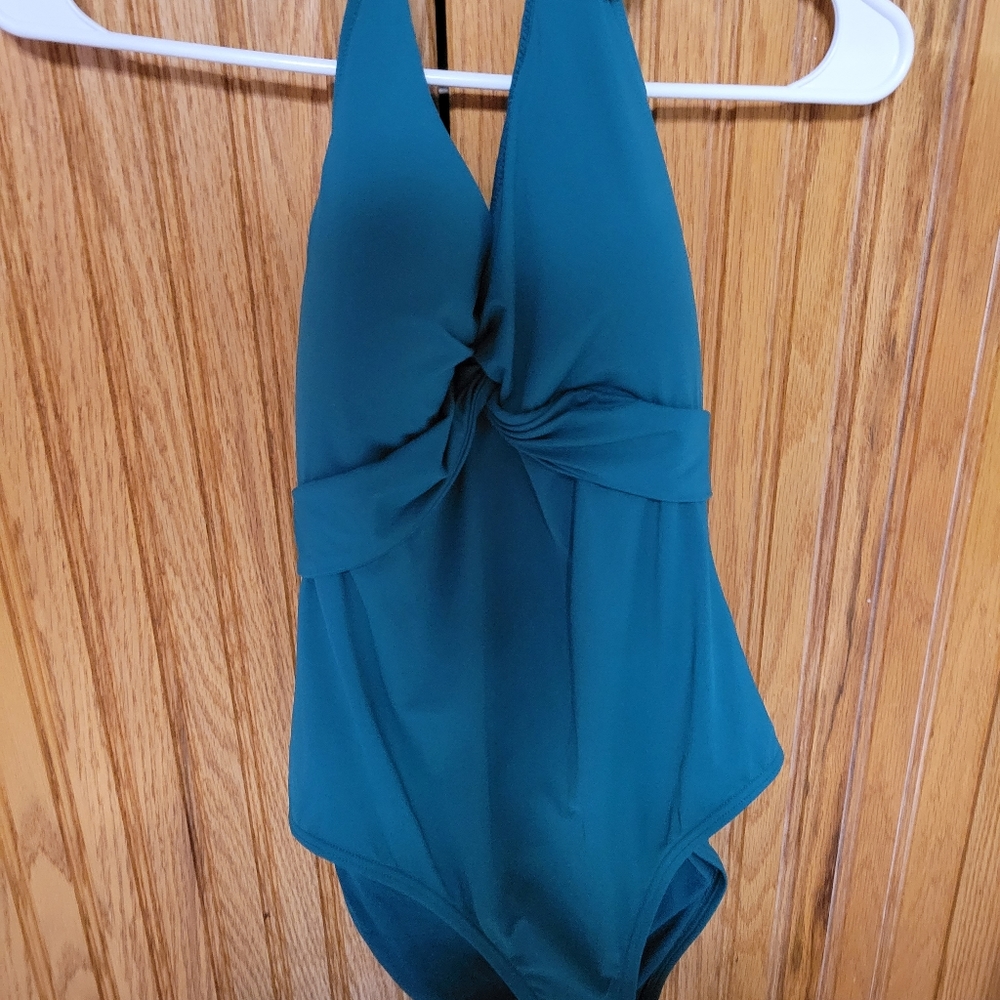 Tommy bahama swim